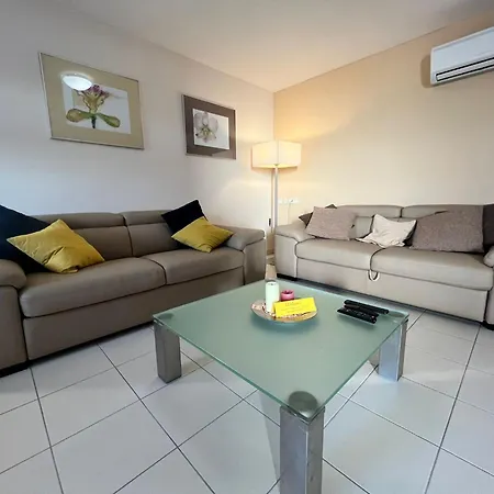 Marina Burin 112 Apartamento *