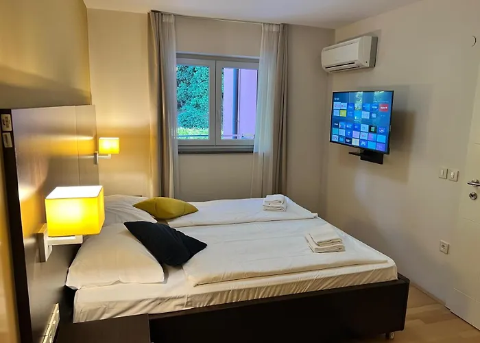 Marina Burin 112 * Portorož